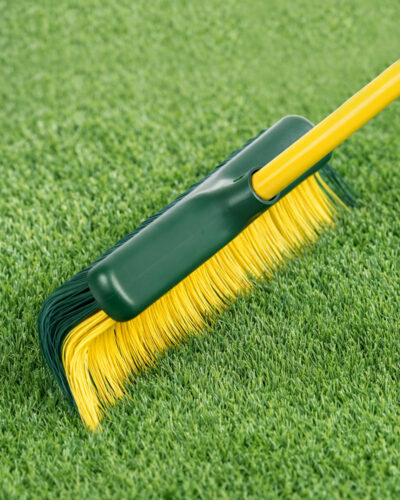 Cepillo Barrer Césped