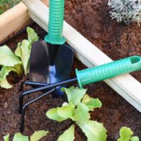 61020_PACK-HERRAMIENTAS-PALA-Y-RASTRILLO-1